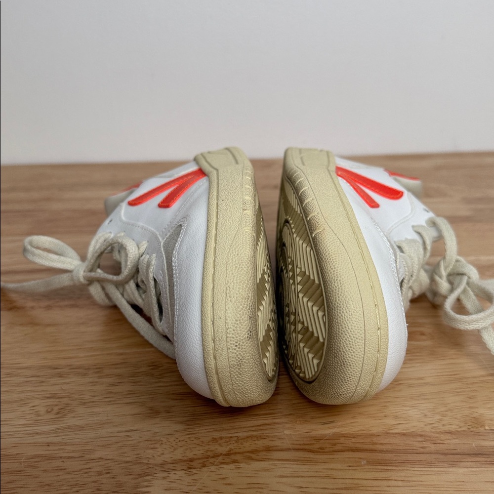 Veja CWL White and Orange Sneakers - Picture 13 of 14